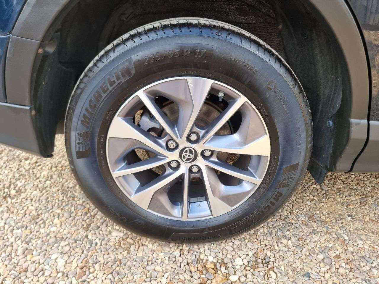2019 TOYOTA RAV4 2019 TOYOTA RAV4