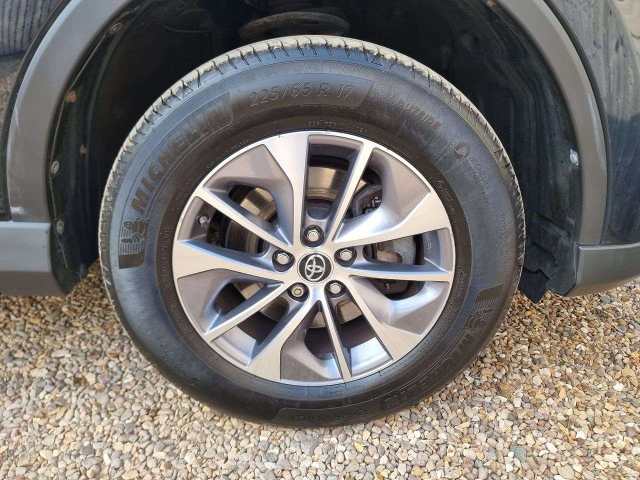 2019 TOYOTA RAV4 2019 TOYOTA RAV4
