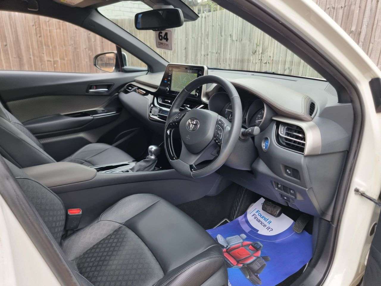 A 2020 TOYOTA C-HR 2.0 VVT-h Excel SUV 5dr Petrol Hybrid CVT Euro 6 (s/s) (184 ps) APPLE CARPL A 2020 TOYOTA C-HR 2.0 VVT-h Excel SUV 5dr Petrol Hybrid CVT Euro 6 (s/s) (184 ps) APPLE CARPL