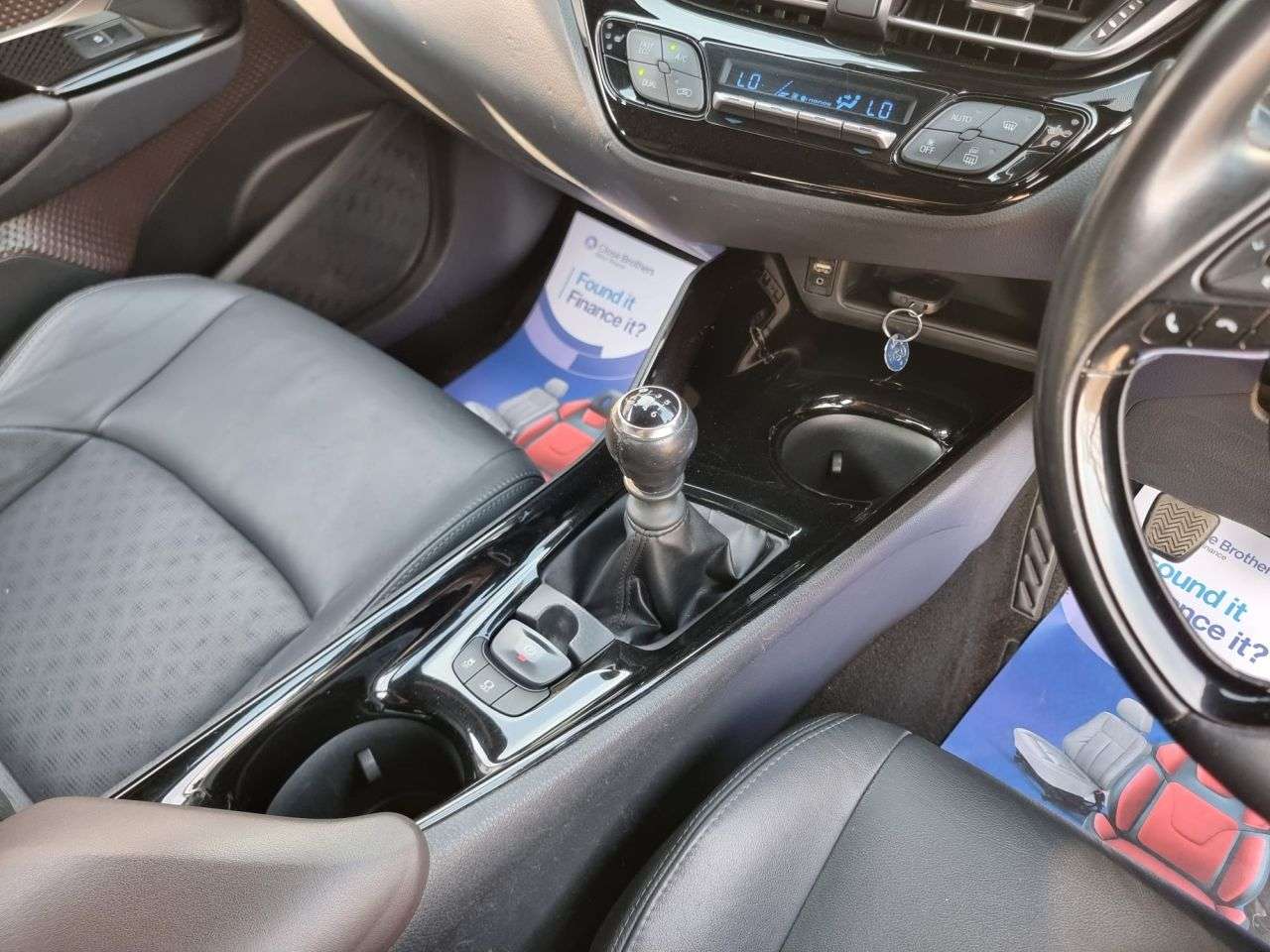 2019 TOYOTA C-HR 2019 TOYOTA C-HR