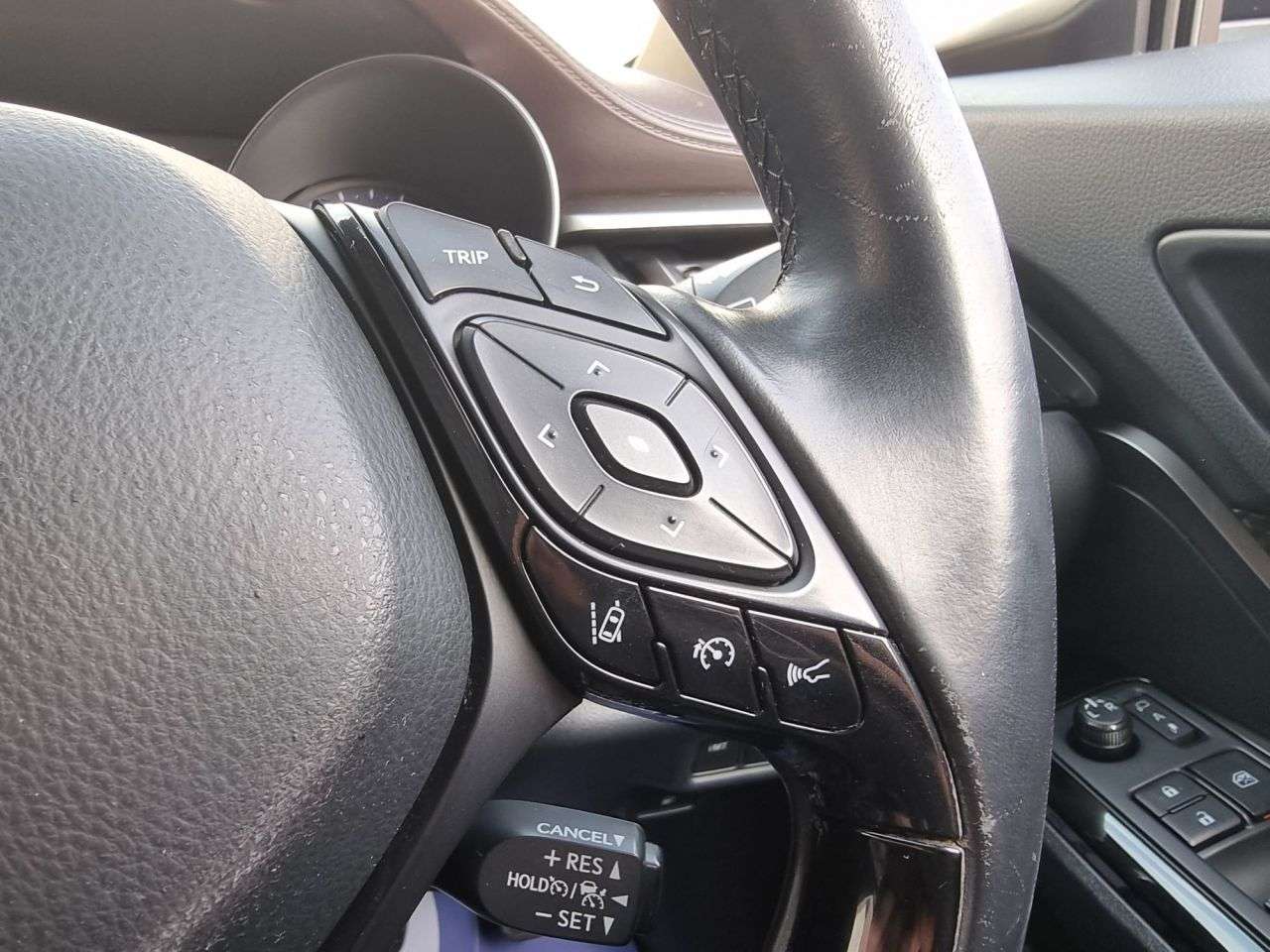 2019 TOYOTA C-HR 2019 TOYOTA C-HR
