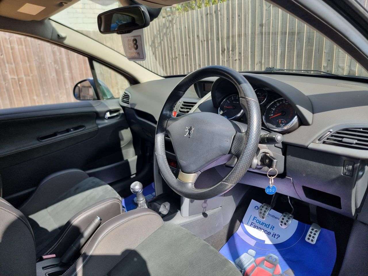 A 2008 PEUGEOT 207 1.6 THP GTi Hatchback 3dr Petrol Manual (171 g/km, 175 bhp) ALLOY WHEELS + A 2008 PEUGEOT 207 1.6 THP GTi Hatchback 3dr Petrol Manual (171 g/km, 175 bhp) ALLOY WHEELS +