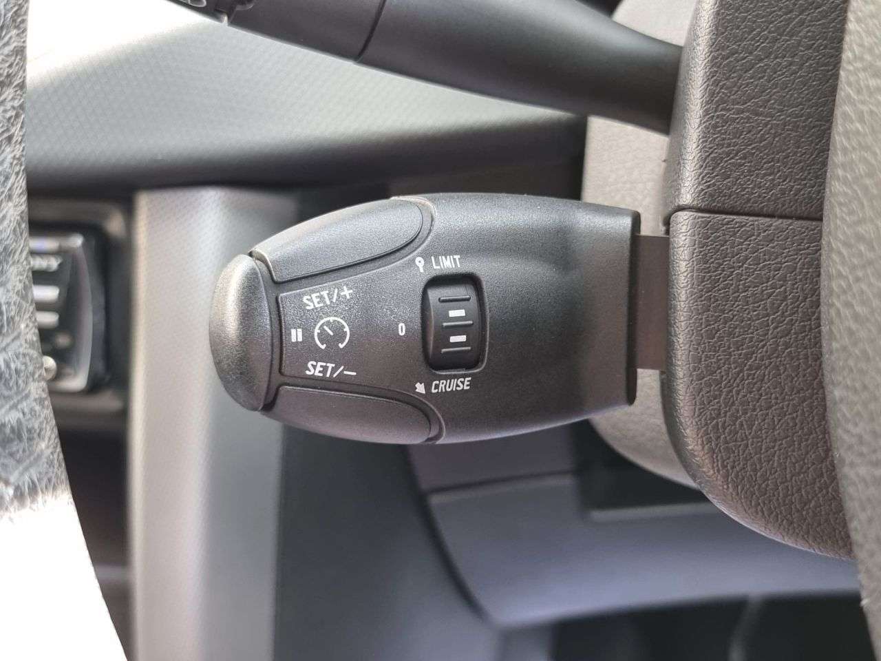 2008 PEUGEOT 207 2008 PEUGEOT 207