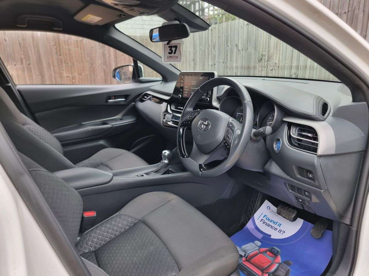 A 2023 TOYOTA C-HR 1.8 VVT-h GPF Icon SUV 5dr Petrol Hybrid CVT Euro 6 (s/s) (122 ps) APPLE CA A 2023 TOYOTA C-HR 1.8 VVT-h GPF Icon SUV 5dr Petrol Hybrid CVT Euro 6 (s/s) (122 ps) APPLE CA