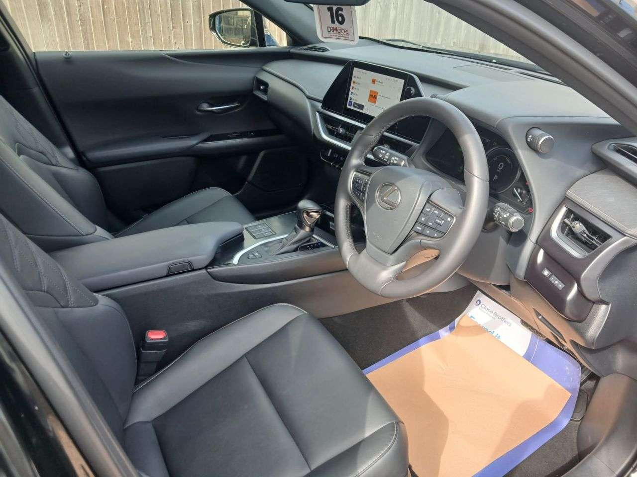 A 2023 LEXUS UX 2.0 250h F Sport Design SUV 5dr Petrol Hybrid E-CVT Euro 6 (s/s) (184 ps) A A 2023 LEXUS UX 2.0 250h F Sport Design SUV 5dr Petrol Hybrid E-CVT Euro 6 (s/s) (184 ps) A