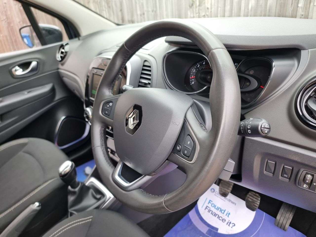 2019 RENAULT CAPTUR 2019 RENAULT CAPTUR