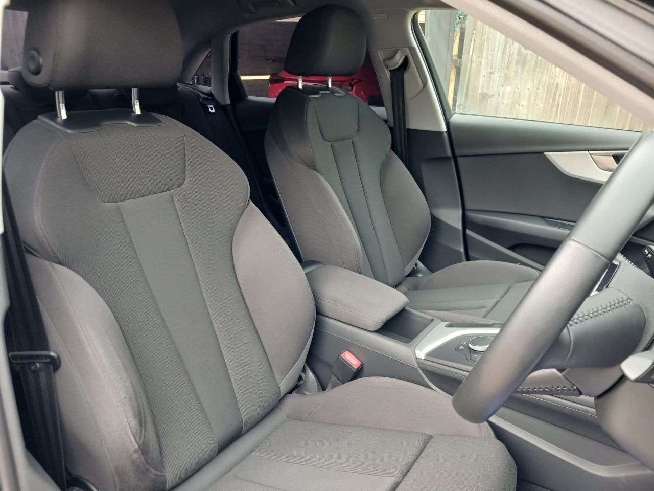 2016 AUDI A4 2016 AUDI A4