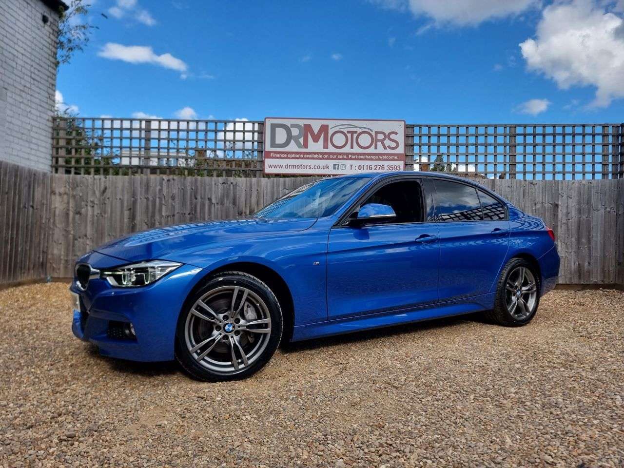 A 2018 BMW 3 SERIES 3.0 335d M Sport Saloon 4dr Diesel Auto xDrive Euro 6 (s/s) (313 ps) A 2018 BMW 3 SERIES 3.0 335d M Sport Saloon 4dr Diesel Auto xDrive Euro 6 (s/s) (313 ps)