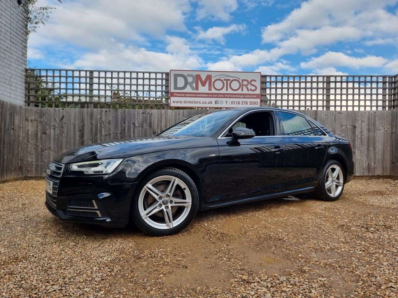 A 2017 AUDI A4 1.4 TFSI S line Saloon 4dr Petrol Manual Euro 6 (s/s) (150 ps) APPLE CAR PL A 2017 AUDI A4 1.4 TFSI S line Saloon 4dr Petrol Manual Euro 6 (s/s) (150 ps) APPLE CAR PL