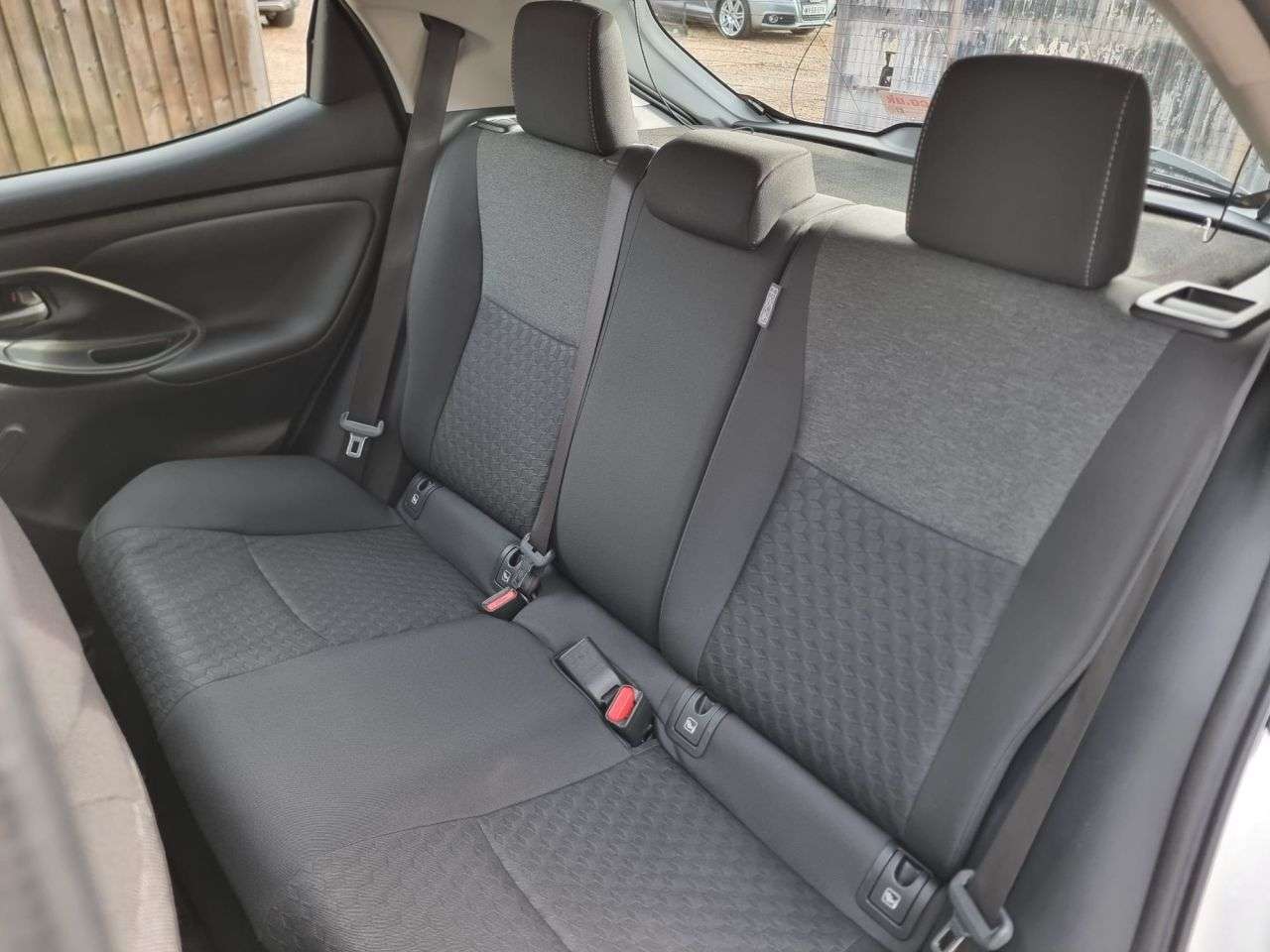 2022 TOYOTA YARIS 2022 TOYOTA YARIS