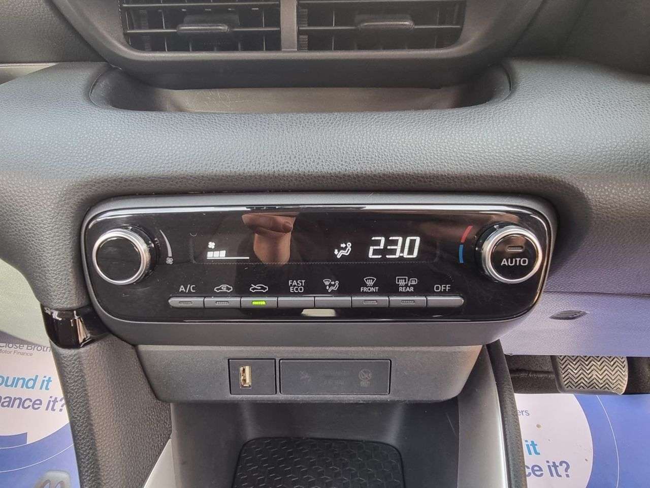 2022 TOYOTA YARIS 2022 TOYOTA YARIS