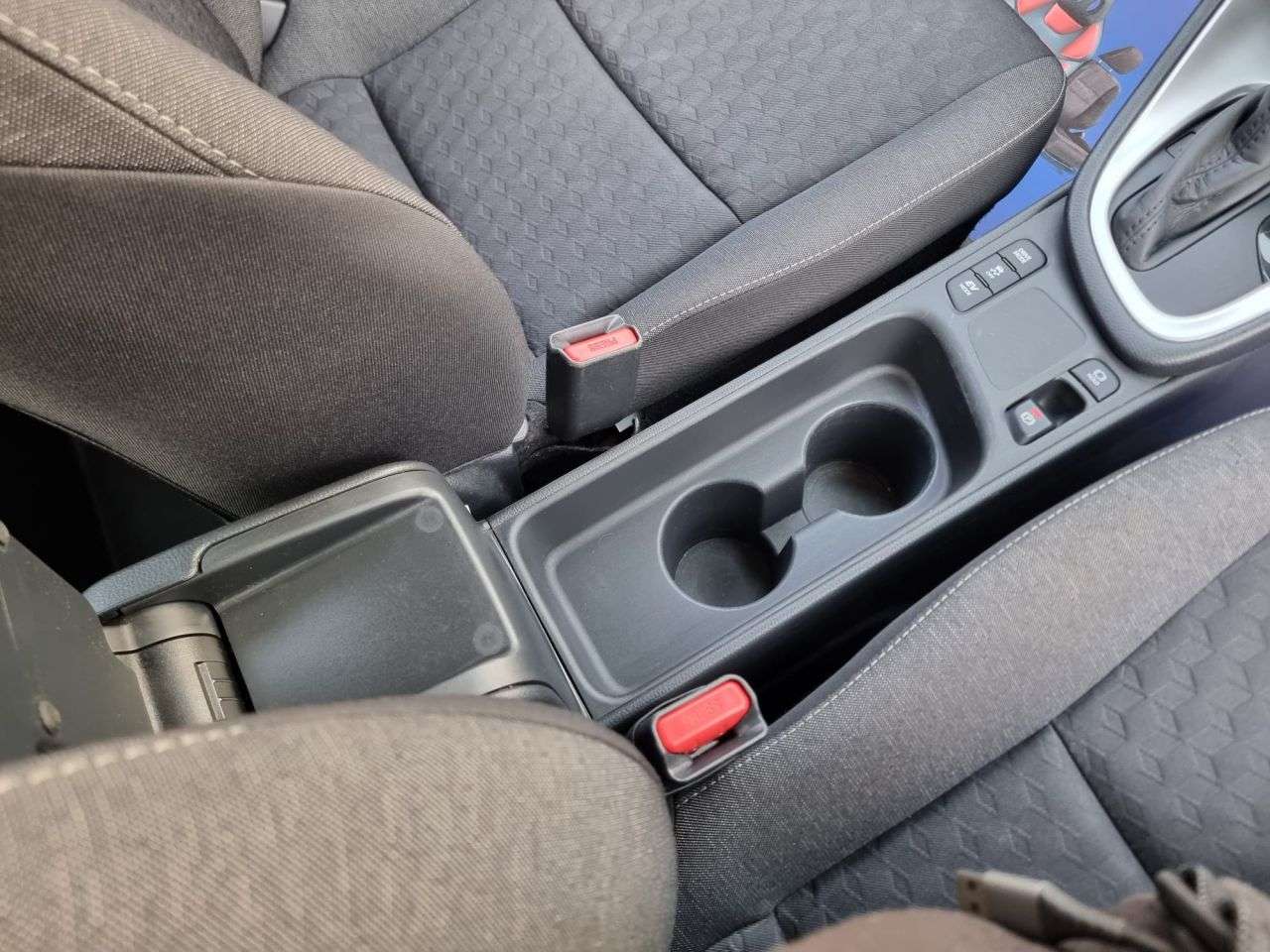 2022 TOYOTA YARIS 2022 TOYOTA YARIS