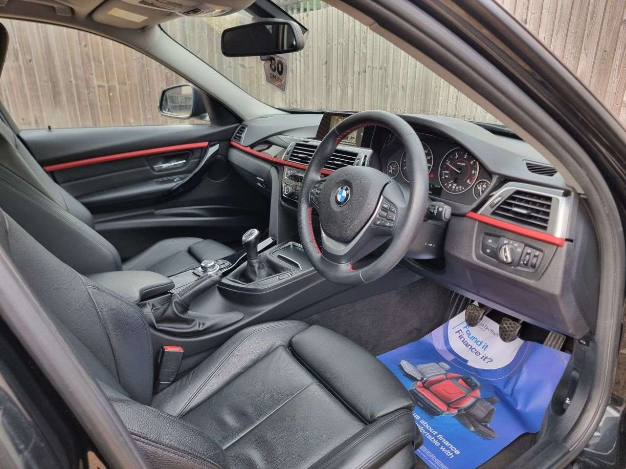 A 2016 BMW 3 SERIES 2.0 320d ED Sport Touring 5dr Diesel Manual Euro 6 (s/s) (163 ps) + SAT NAV A 2016 BMW 3 SERIES 2.0 320d ED Sport Touring 5dr Diesel Manual Euro 6 (s/s) (163 ps) + SAT NAV