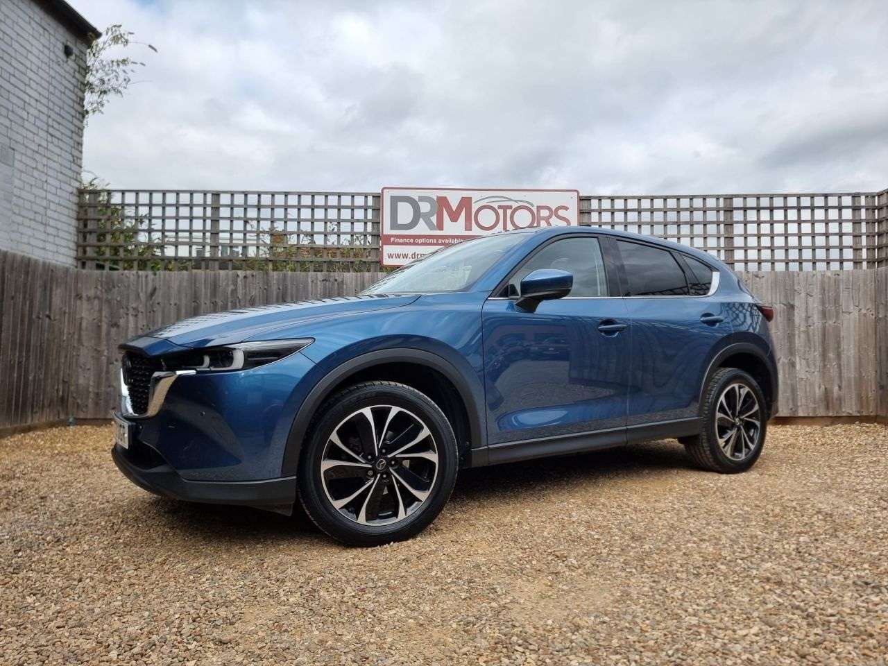 A 2023 MAZDA CX-5 2.0 e-SKYACTIV G MHEV Exclusive-Line SUV 5dr Petrol Auto Euro 6 (s/s) (165 A 2023 MAZDA CX-5 2.0 e-SKYACTIV G MHEV Exclusive-Line SUV 5dr Petrol Auto Euro 6 (s/s) (165