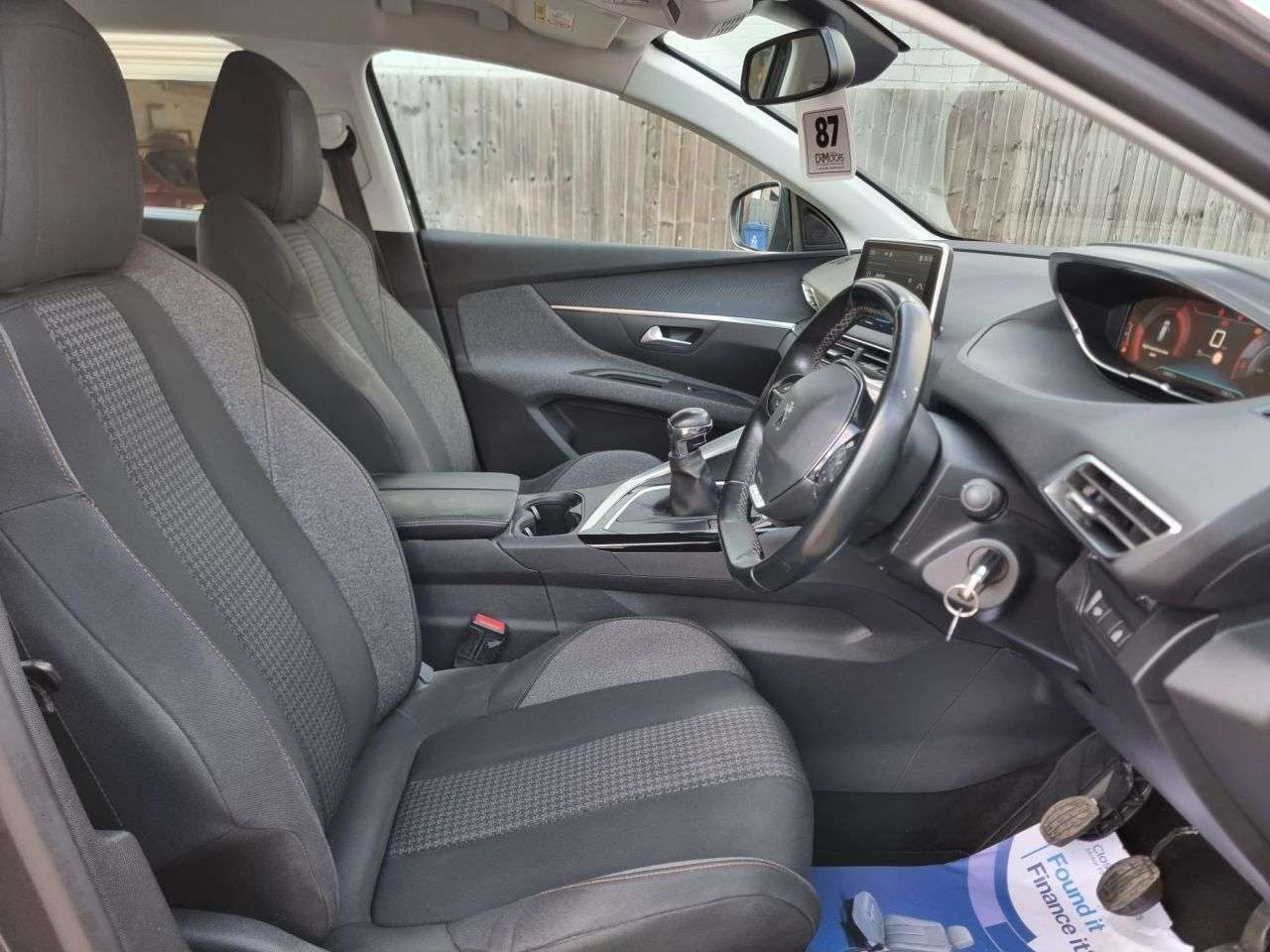 2019 PEUGEOT 5008 2019 PEUGEOT 5008