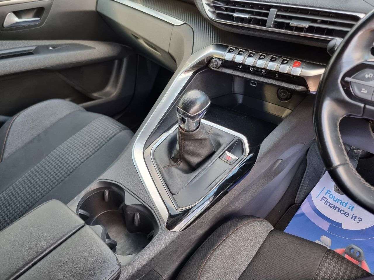 2019 PEUGEOT 5008 2019 PEUGEOT 5008