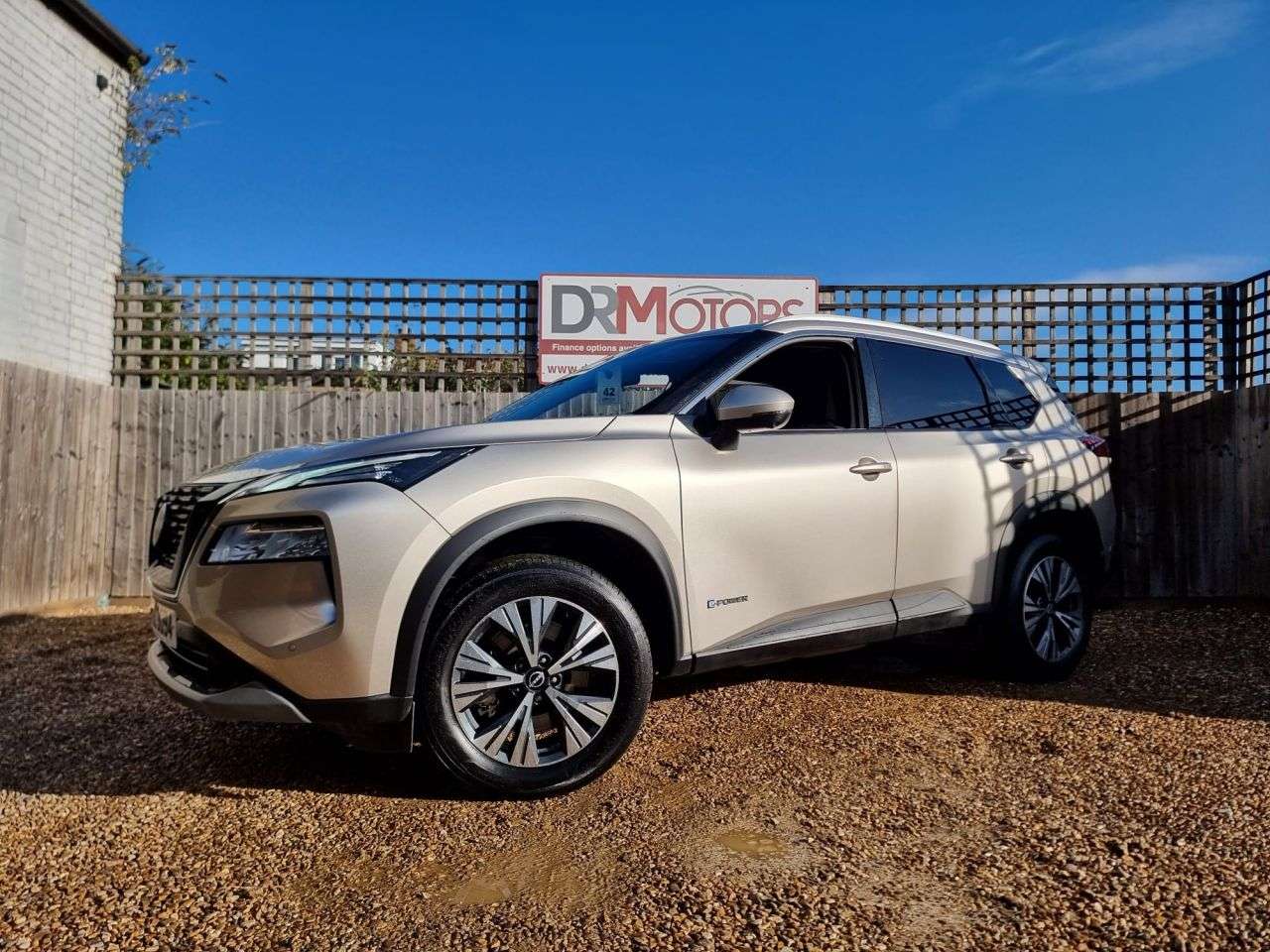 A 2023 NISSAN X-TRAIL 1.5 h e-POWER N-Connecta SUV 5dr Petrol Hybrid Auto e-4ORCE Euro 6 (s/s) (2 A 2023 NISSAN X-TRAIL 1.5 h e-POWER N-Connecta SUV 5dr Petrol Hybrid Auto e-4ORCE Euro 6 (s/s) (2