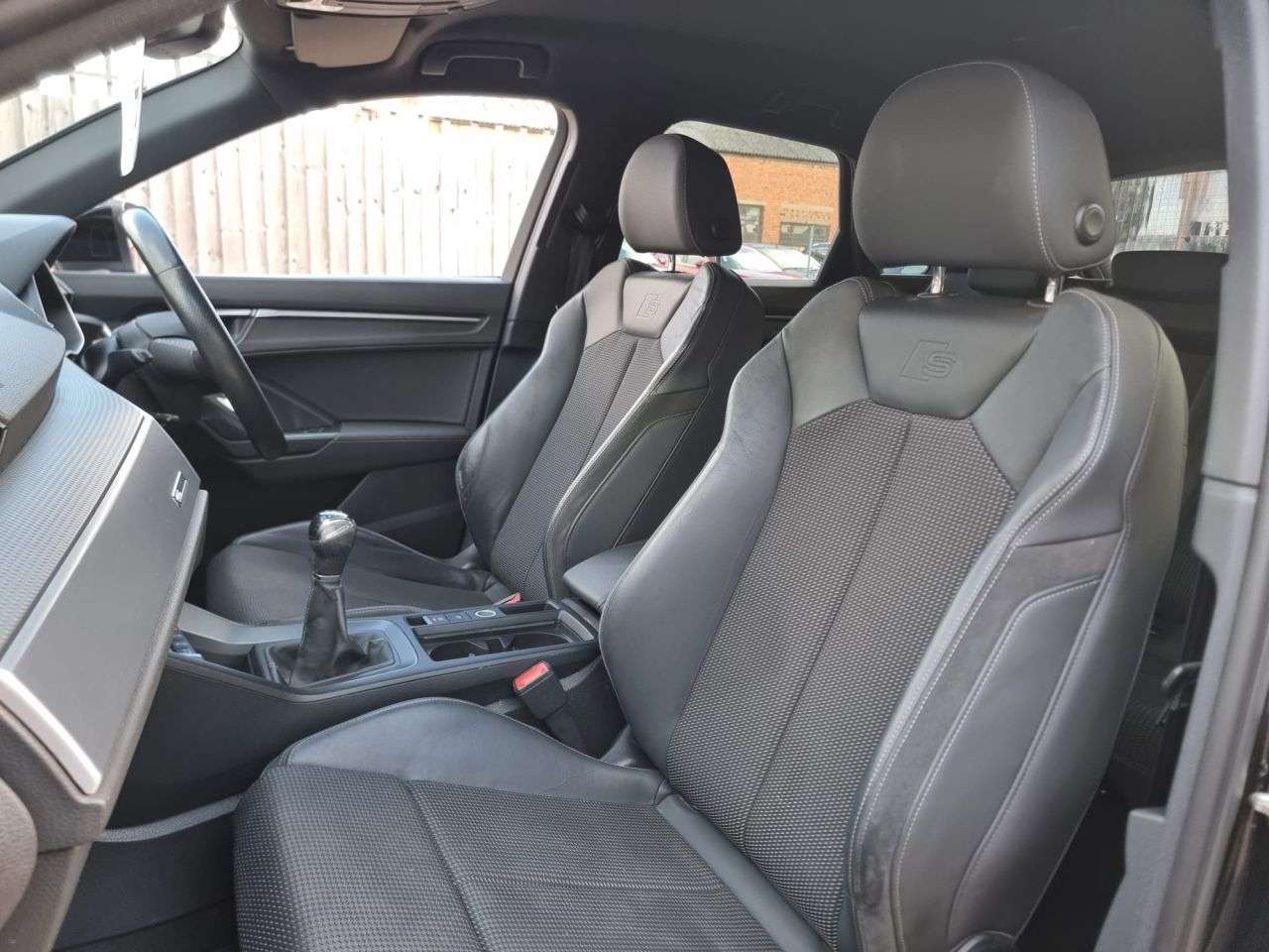2021 AUDI Q3 2021 AUDI Q3