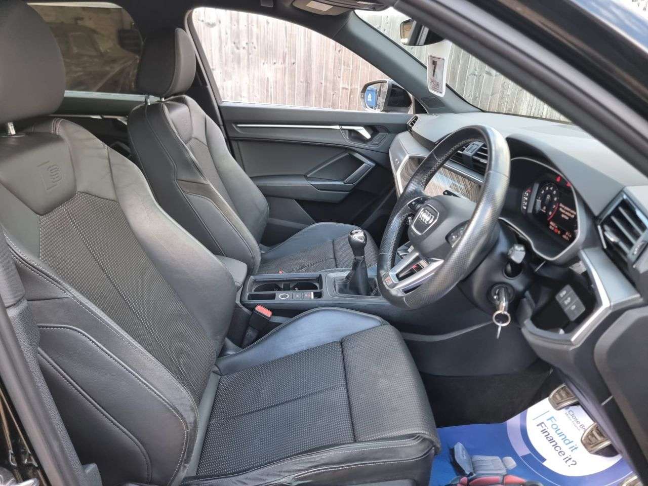 2021 AUDI Q3 2021 AUDI Q3
