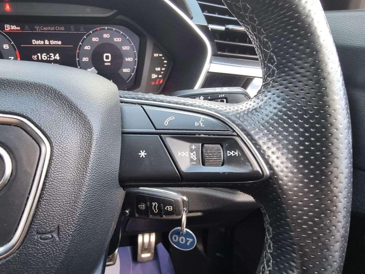 2021 AUDI Q3 2021 AUDI Q3