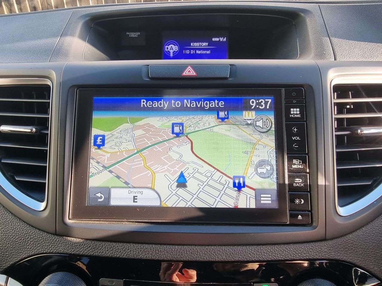 A 2016 HONDA CR-V 2.0 i-VTEC SR SUV 5dr Petrol Manual 4WD Euro 6 (s/s) (155 ps) SAT NAV + R/C A 2016 HONDA CR-V 2.0 i-VTEC SR SUV 5dr Petrol Manual 4WD Euro 6 (s/s) (155 ps) SAT NAV + R/C