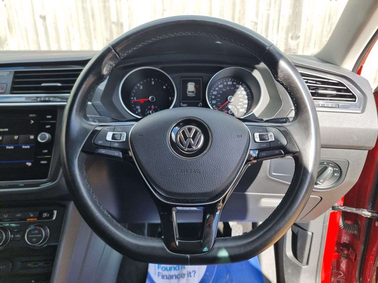 2019 VOLKSWAGEN TIGUAN 2019 VOLKSWAGEN TIGUAN