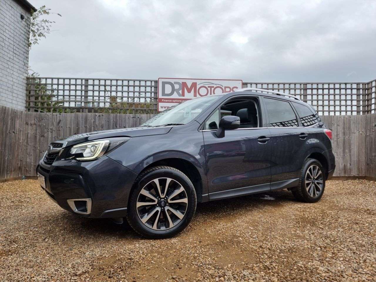 A 2018 SUBARU FORESTER 2.0i XT SUV 5dr Petrol Lineartronic 4WD Euro 6 (240 ps) + SAT NAV + R/CAMER A 2018 SUBARU FORESTER 2.0i XT SUV 5dr Petrol Lineartronic 4WD Euro 6 (240 ps) + SAT NAV + R/CAMER