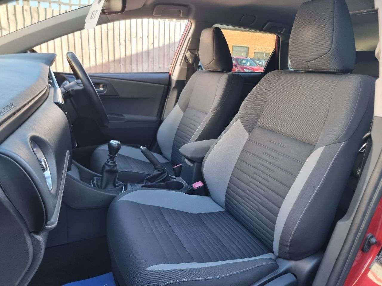 2016 TOYOTA AURIS 2016 TOYOTA AURIS