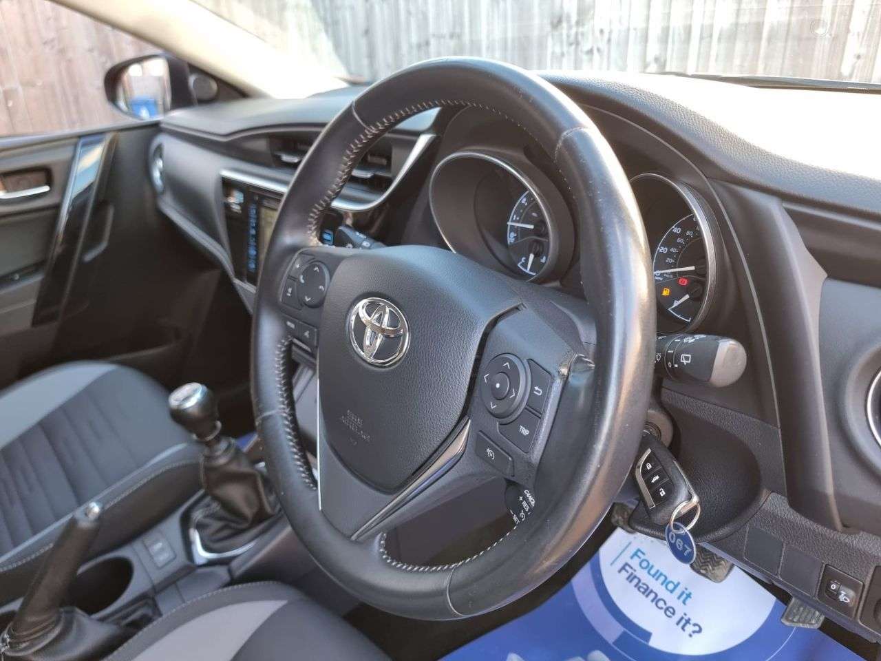 2016 TOYOTA AURIS 2016 TOYOTA AURIS