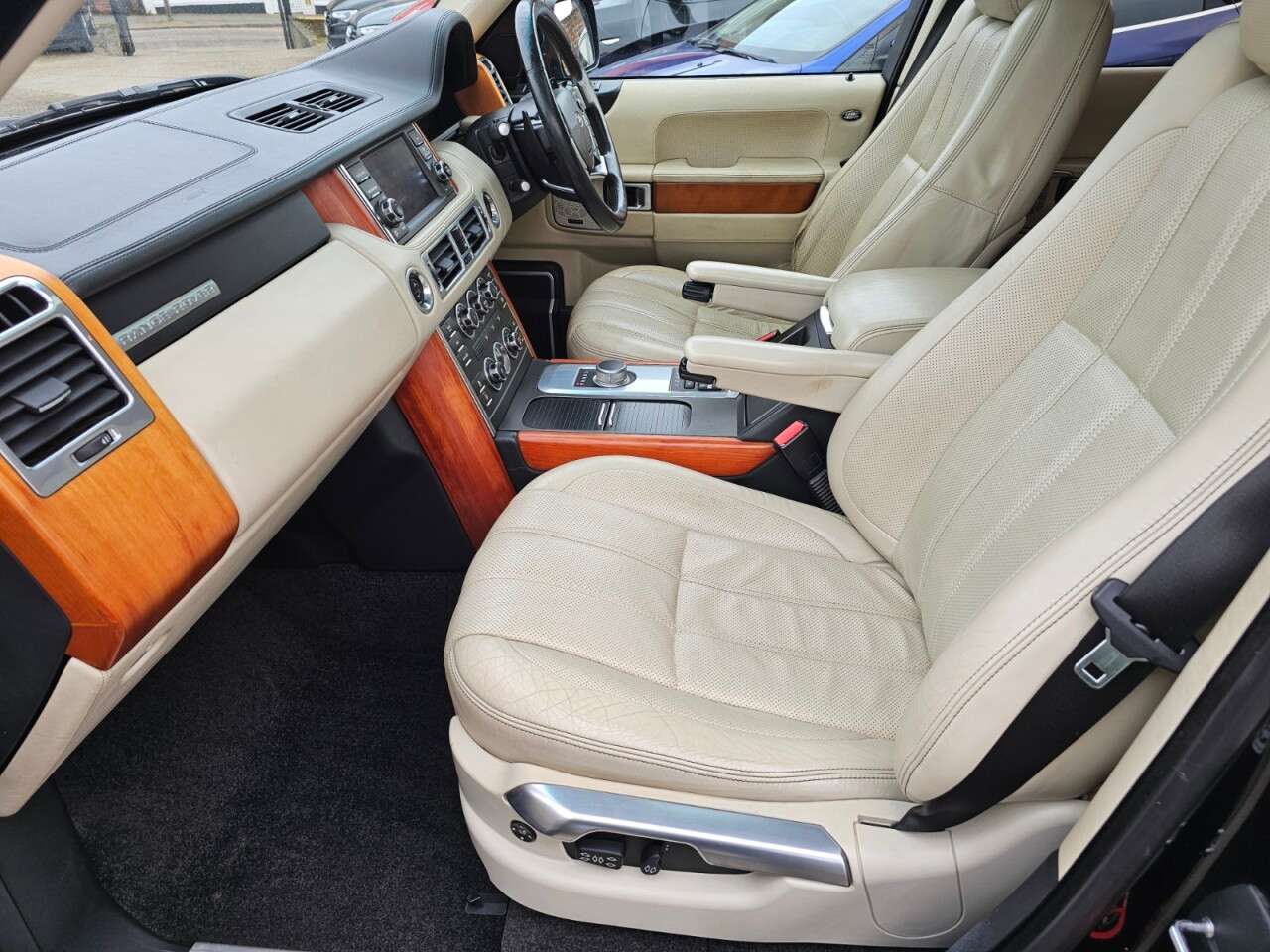 2011 LAND ROVER RANGE ROVER 2011 LAND ROVER RANGE ROVER