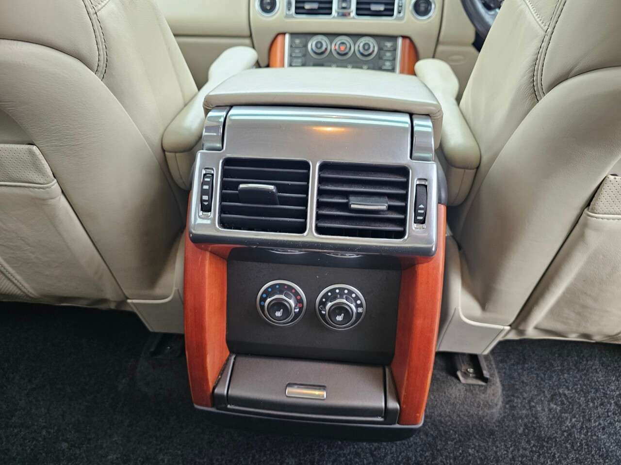 2011 LAND ROVER RANGE ROVER 2011 LAND ROVER RANGE ROVER