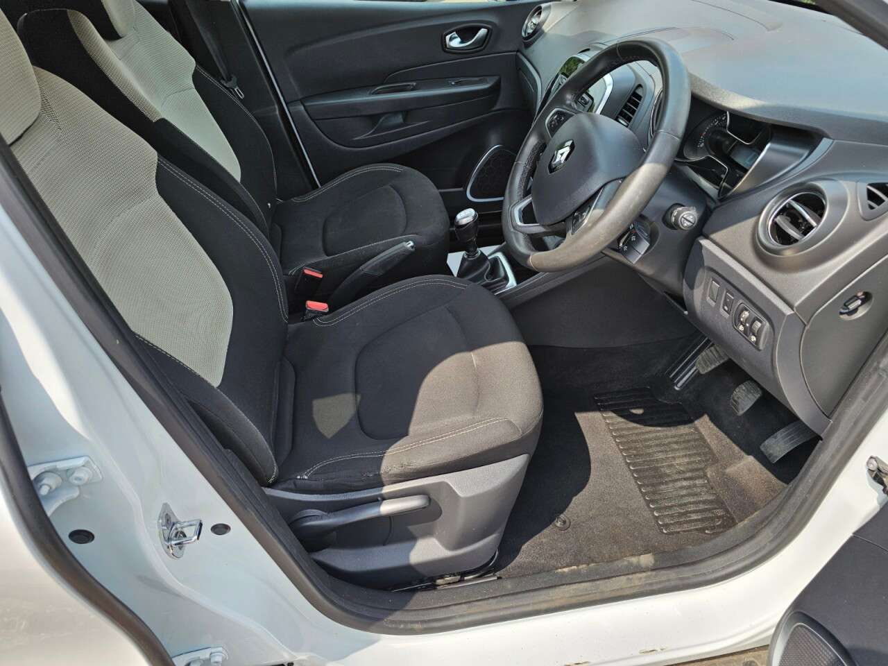 2018 RENAULT CAPTUR 2018 RENAULT CAPTUR