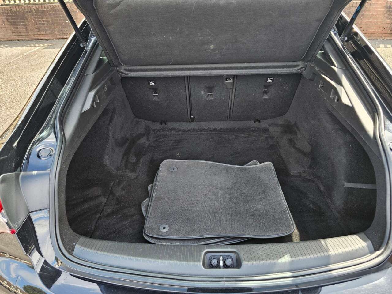 2019 VAUXHALL INSIGNIA 2019 VAUXHALL INSIGNIA