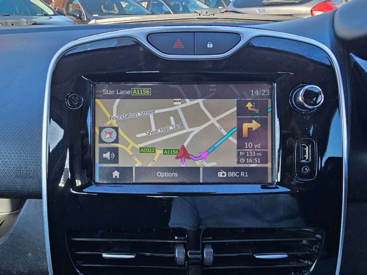 2015 RENAULT CLIO 2015 RENAULT CLIO