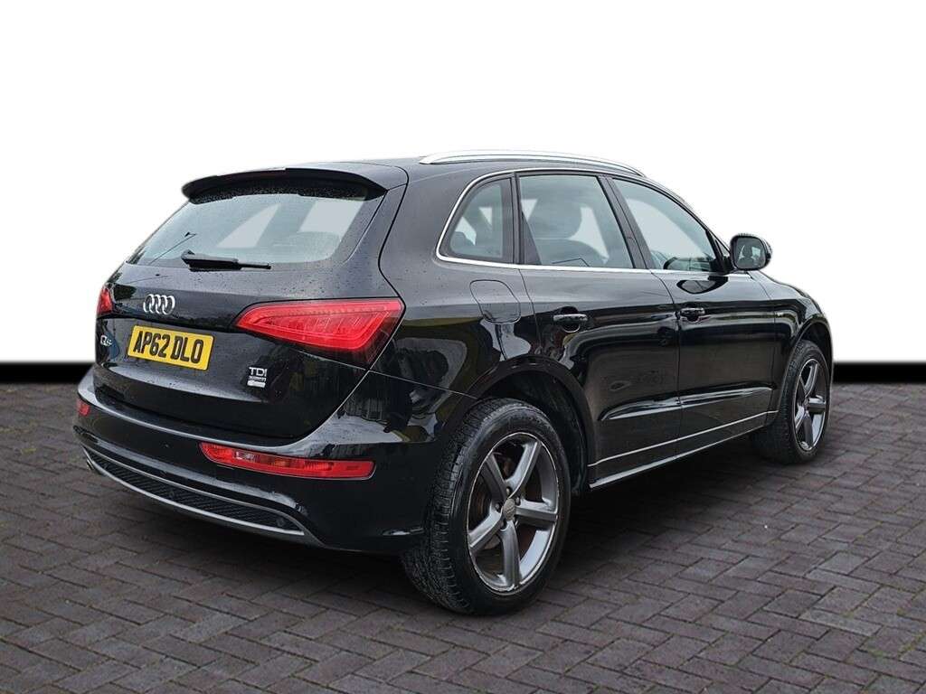 2013 AUDI Q5 2013 AUDI Q5