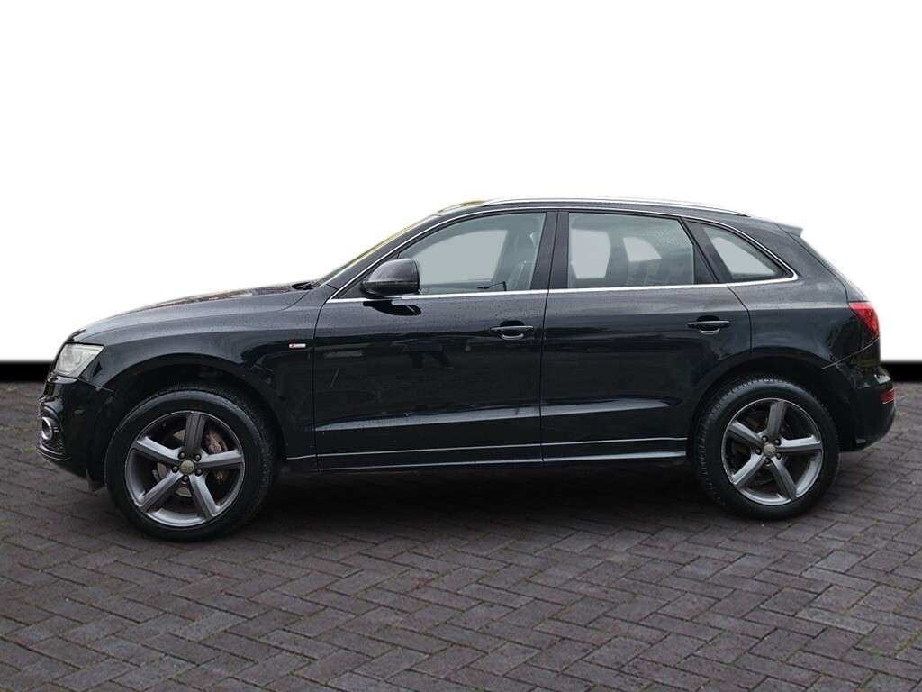 2013 AUDI Q5 2013 AUDI Q5