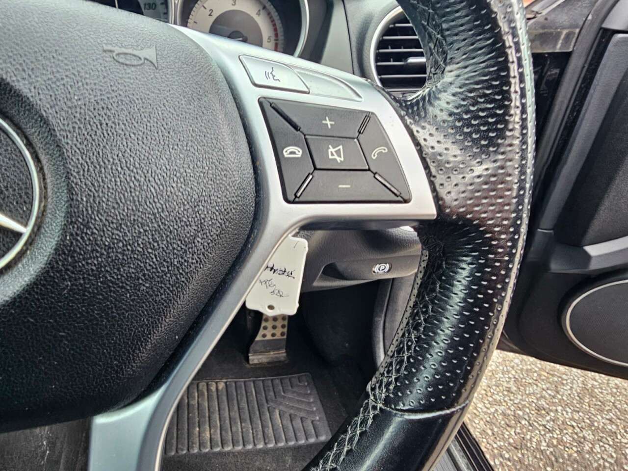 2011 MERCEDES-BENZ C-CLASS 2011 MERCEDES-BENZ C-CLASS