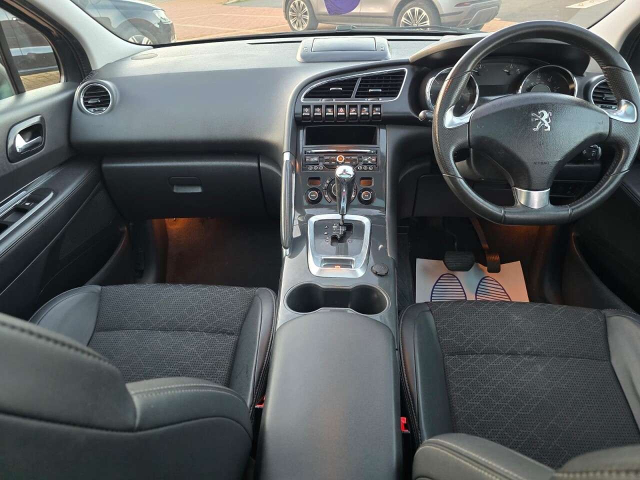 2016 PEUGEOT 3008 2016 PEUGEOT 3008
