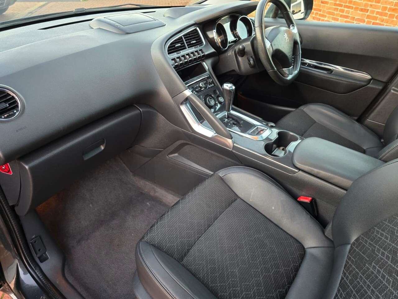 2016 PEUGEOT 3008 2016 PEUGEOT 3008