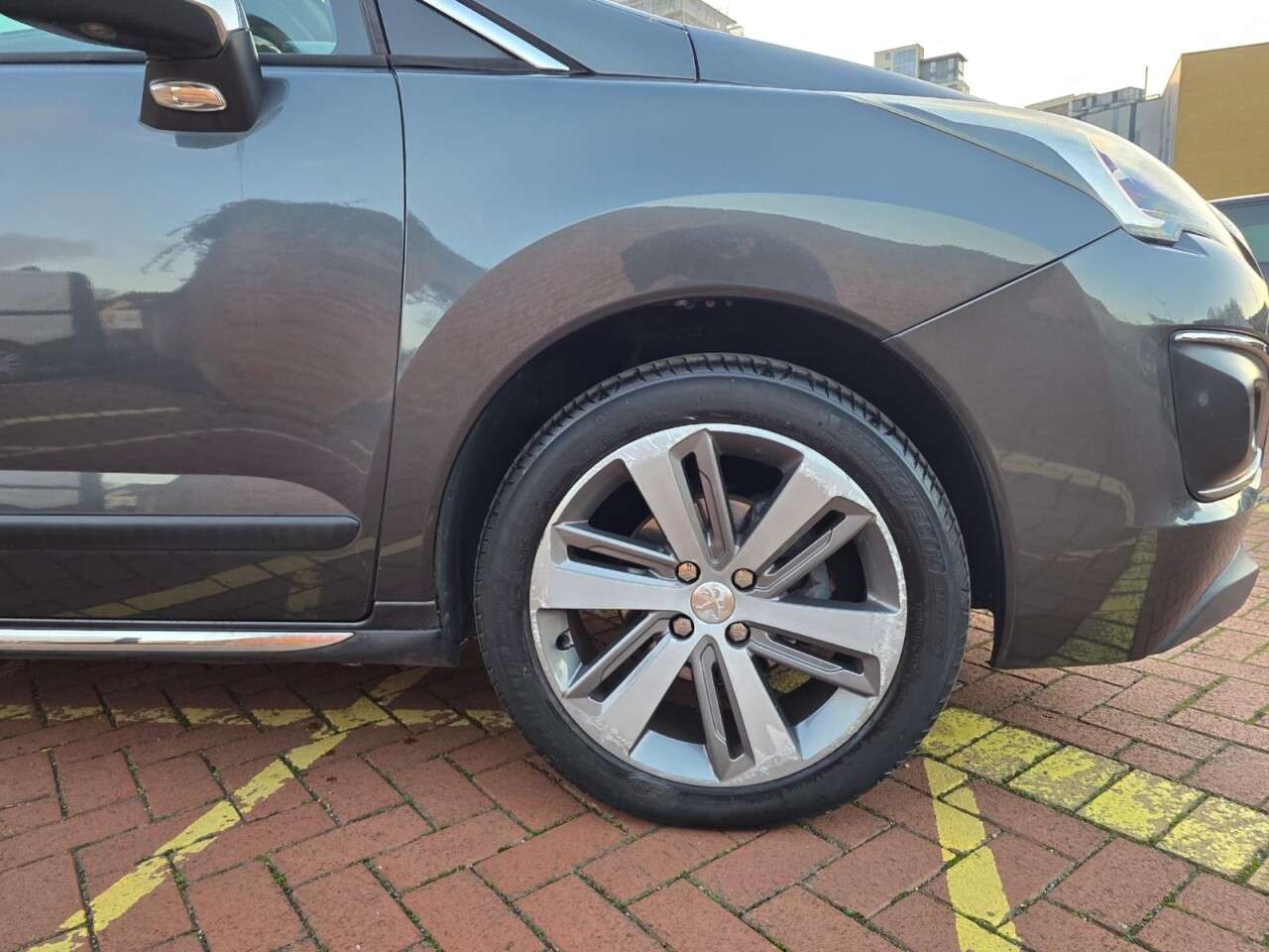 2016 PEUGEOT 3008 2016 PEUGEOT 3008