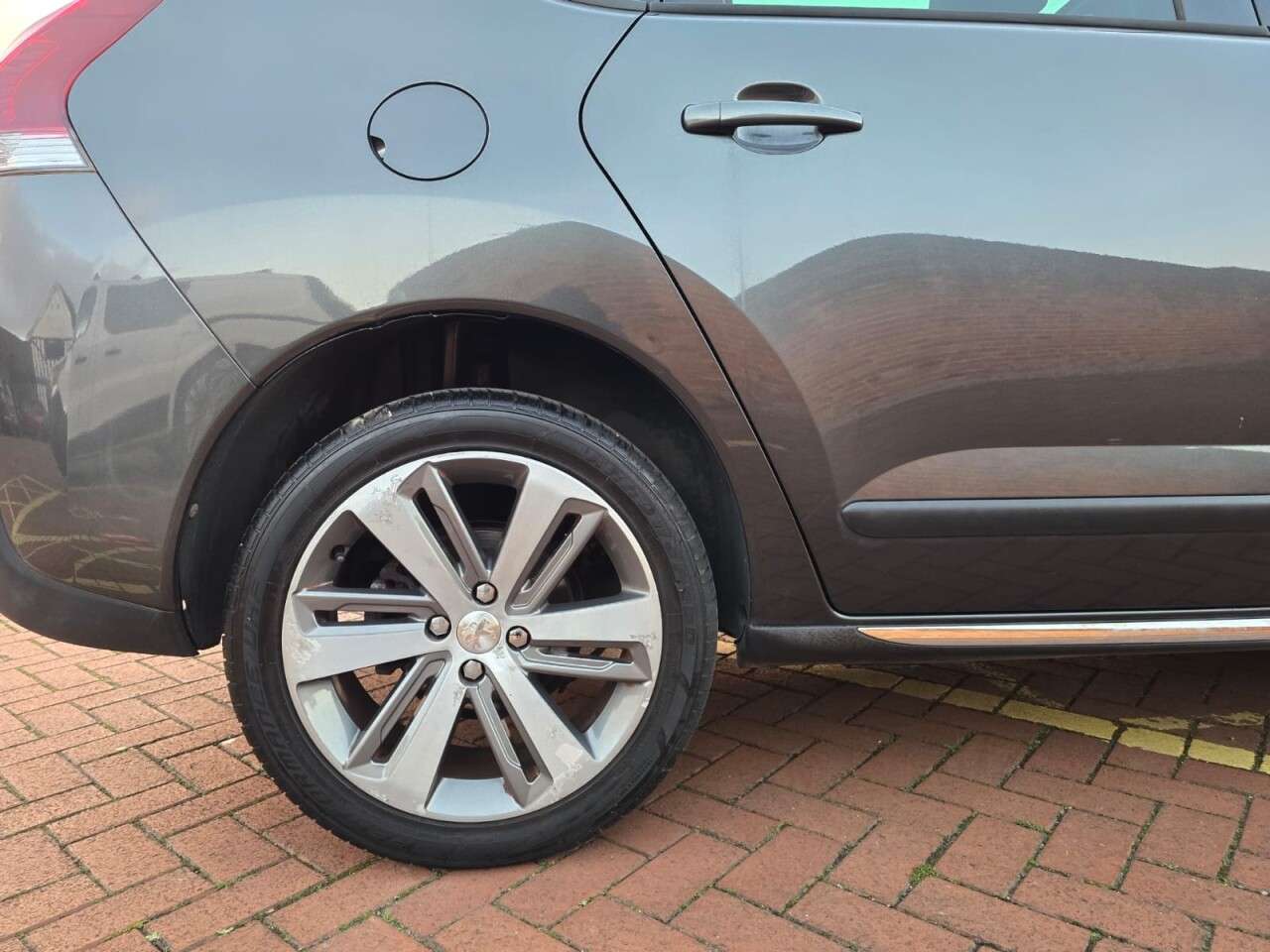 2016 PEUGEOT 3008 2016 PEUGEOT 3008