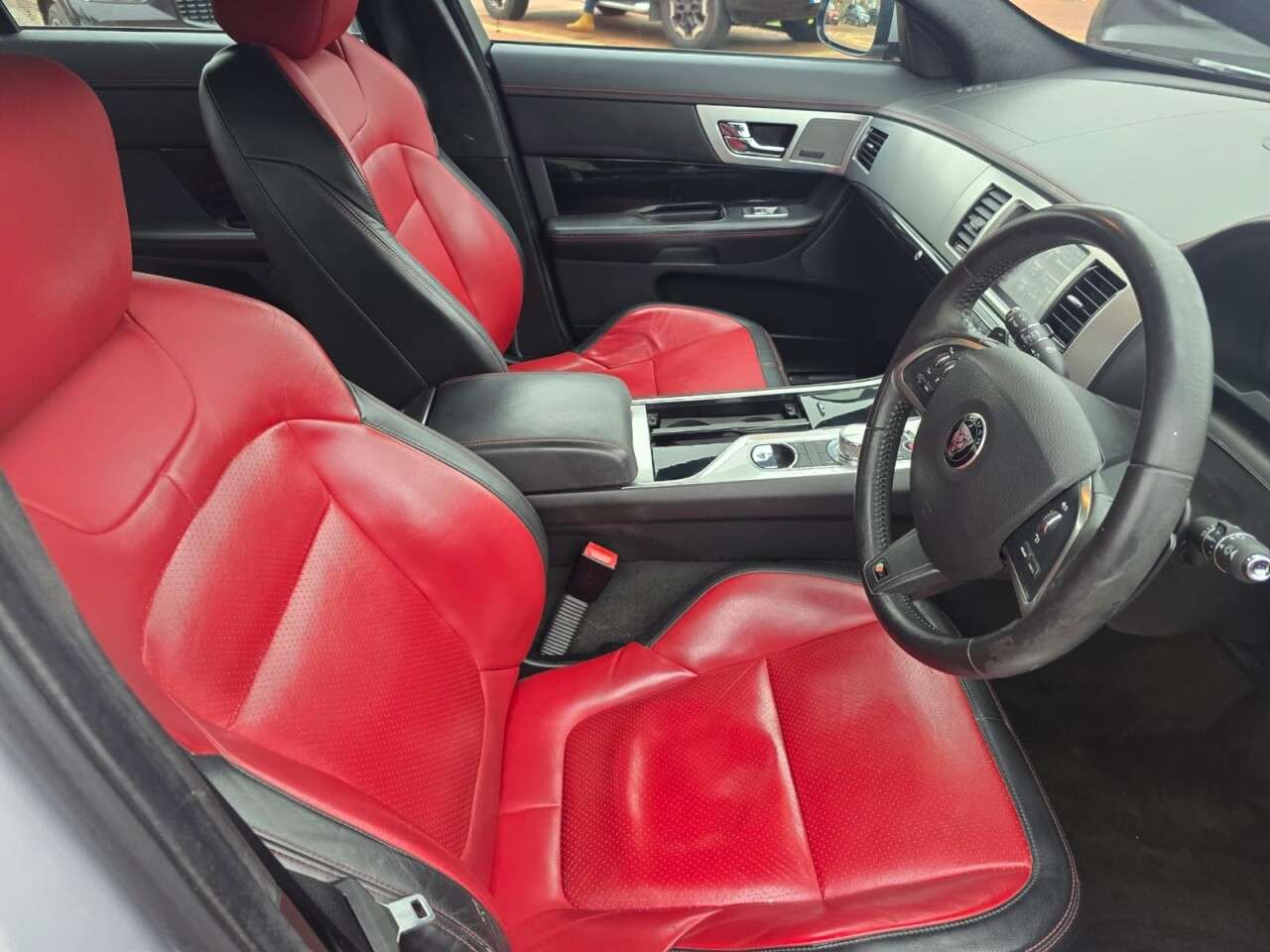 2015 JAGUAR XF 2015 JAGUAR XF