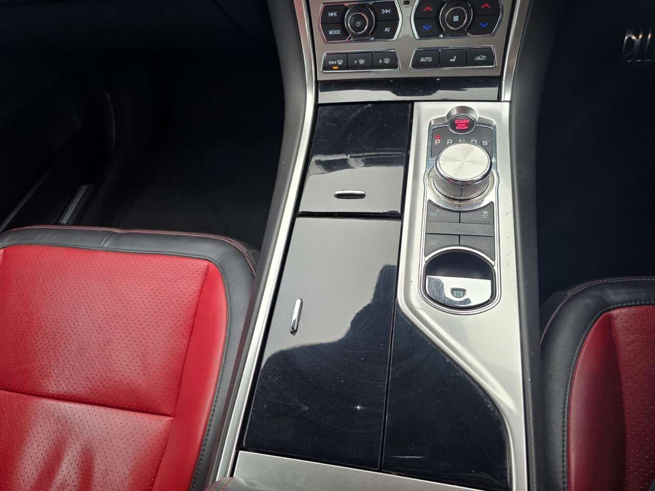 2015 JAGUAR XF 2015 JAGUAR XF