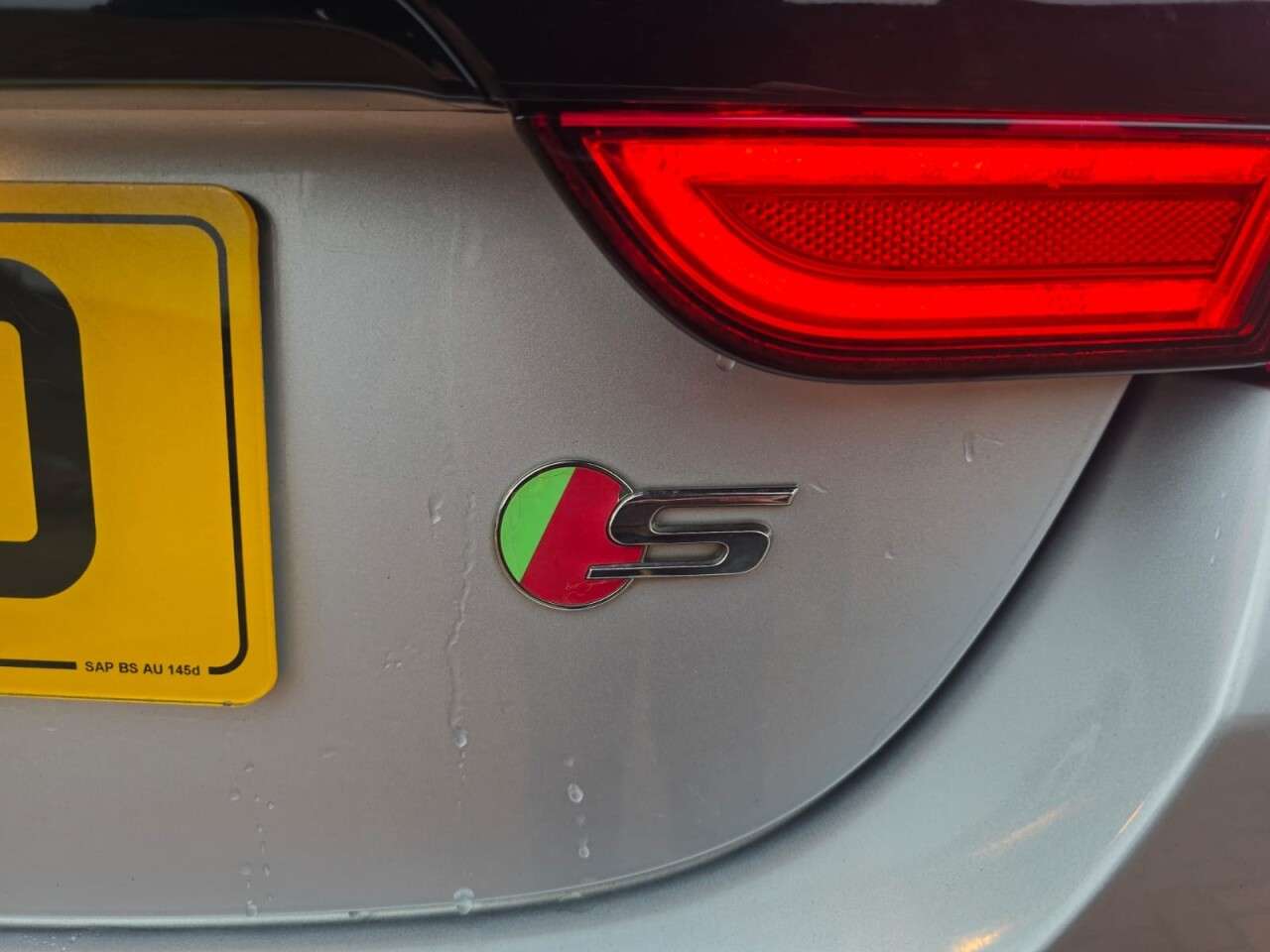 2015 JAGUAR XF 2015 JAGUAR XF