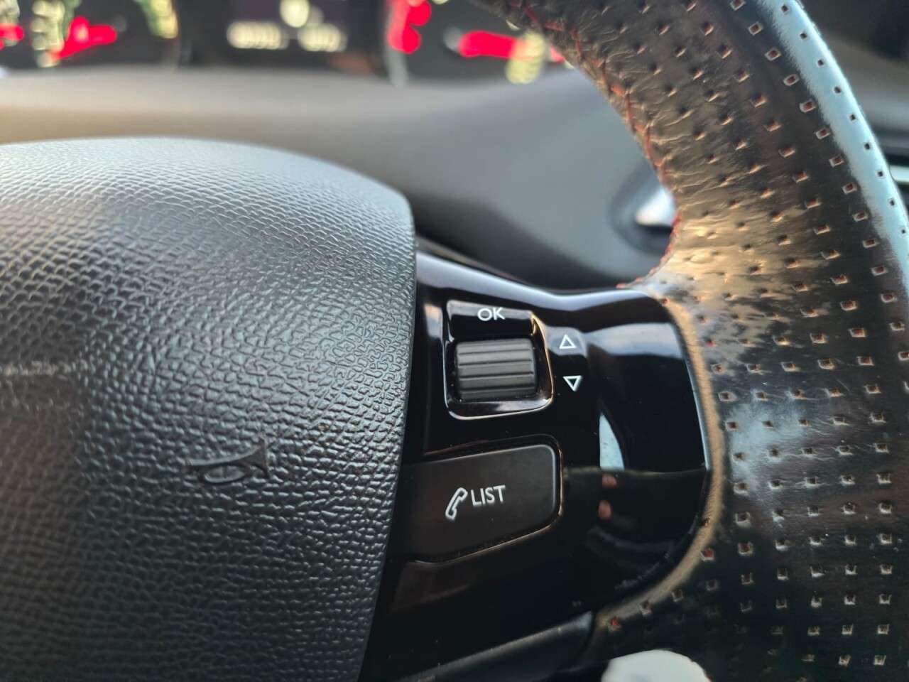 2016 PEUGEOT 308 2016 PEUGEOT 308