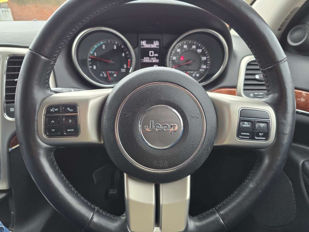 2011 JEEP GRAND CHEROKEE 2011 JEEP GRAND CHEROKEE