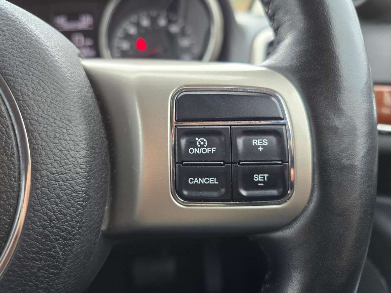 2011 JEEP GRAND CHEROKEE 2011 JEEP GRAND CHEROKEE