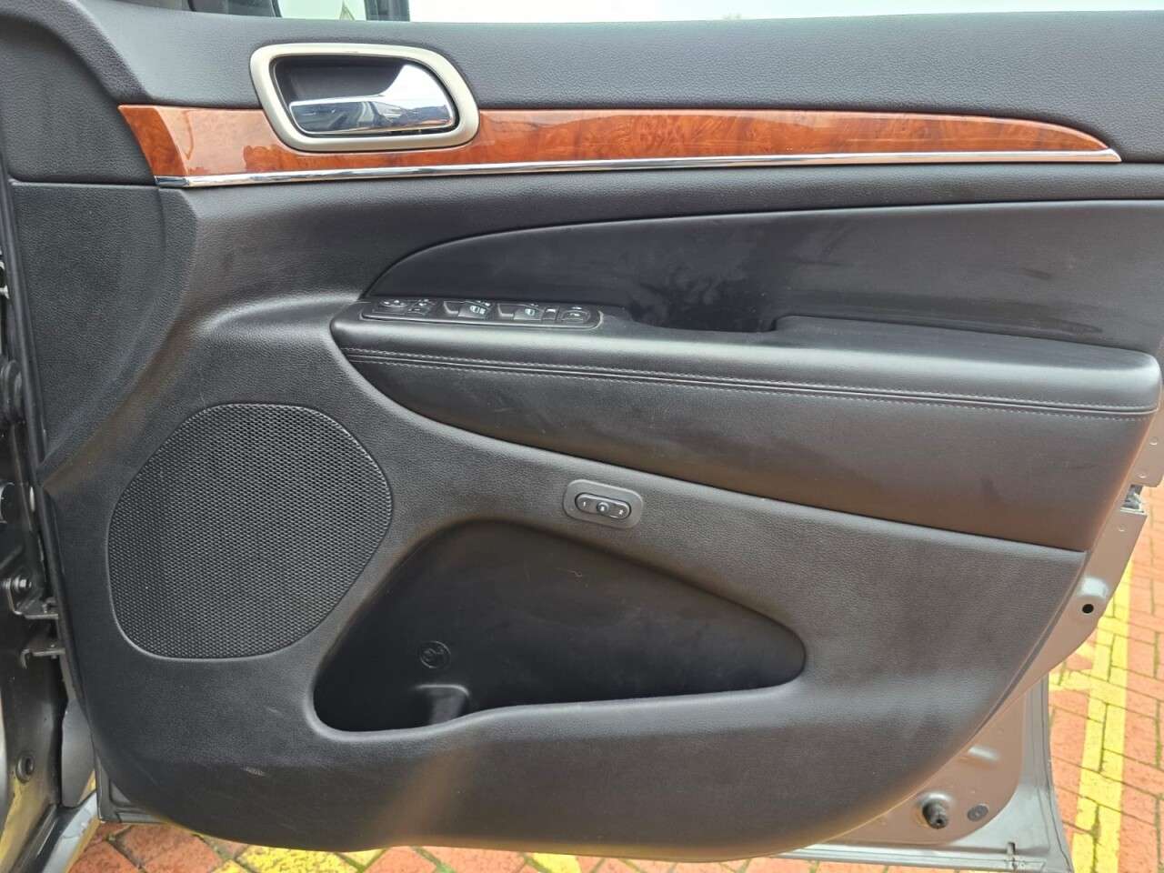 2011 JEEP GRAND CHEROKEE 2011 JEEP GRAND CHEROKEE