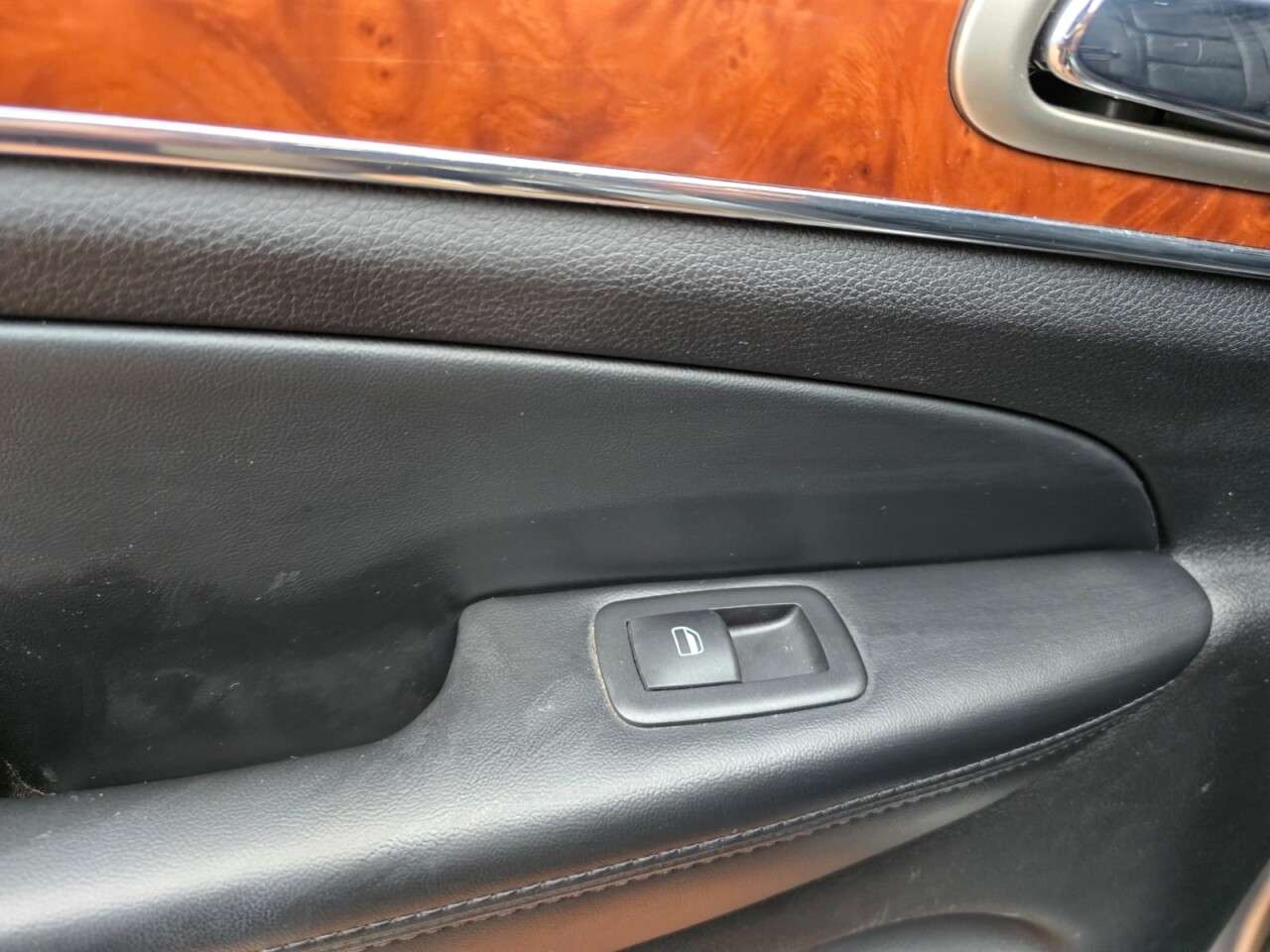 2011 JEEP GRAND CHEROKEE 2011 JEEP GRAND CHEROKEE