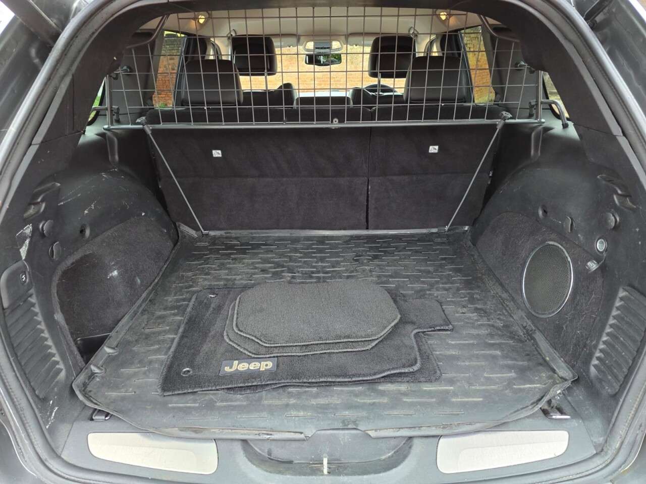 2011 JEEP GRAND CHEROKEE 2011 JEEP GRAND CHEROKEE